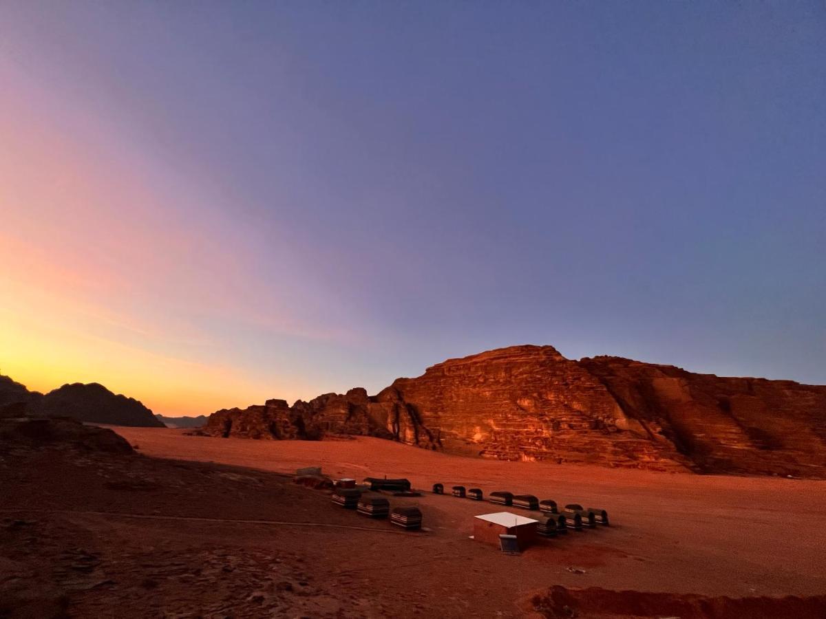 Wadi Rum Sky Tours & Camp Exteriér fotografie