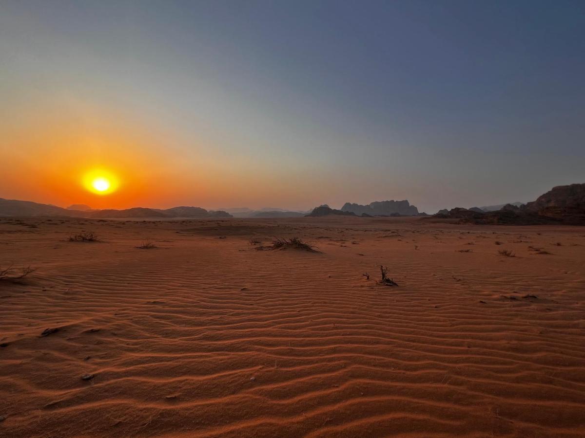 Wadi Rum Sky Tours & Camp Exteriér fotografie