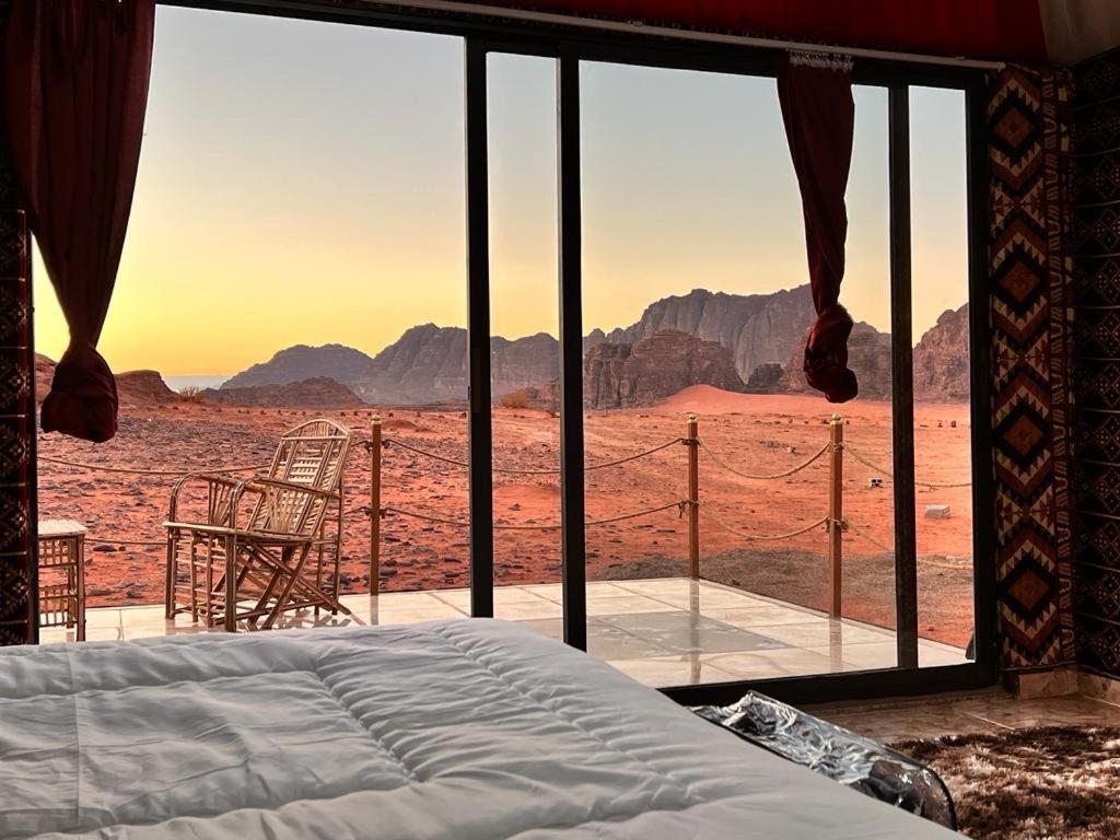 Wadi Rum Sky Tours & Camp Exteriér fotografie