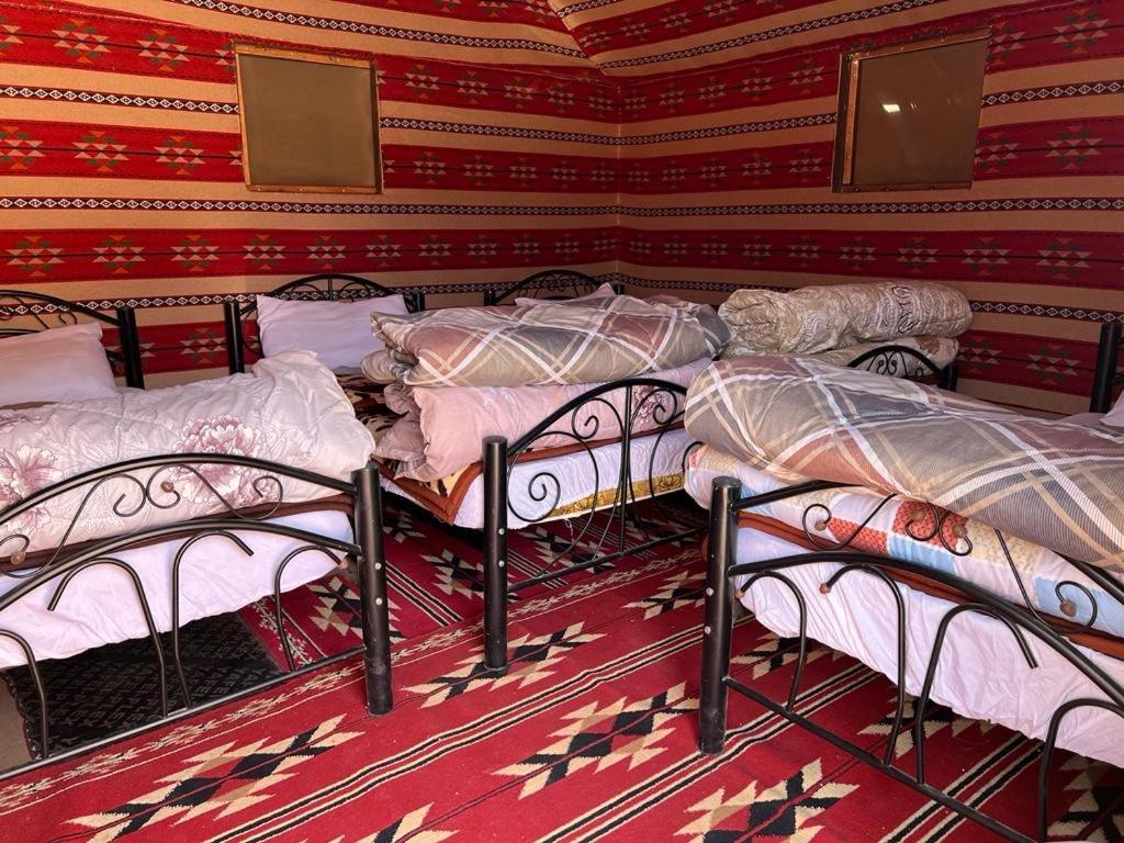 Wadi Rum Sky Tours & Camp Exteriér fotografie