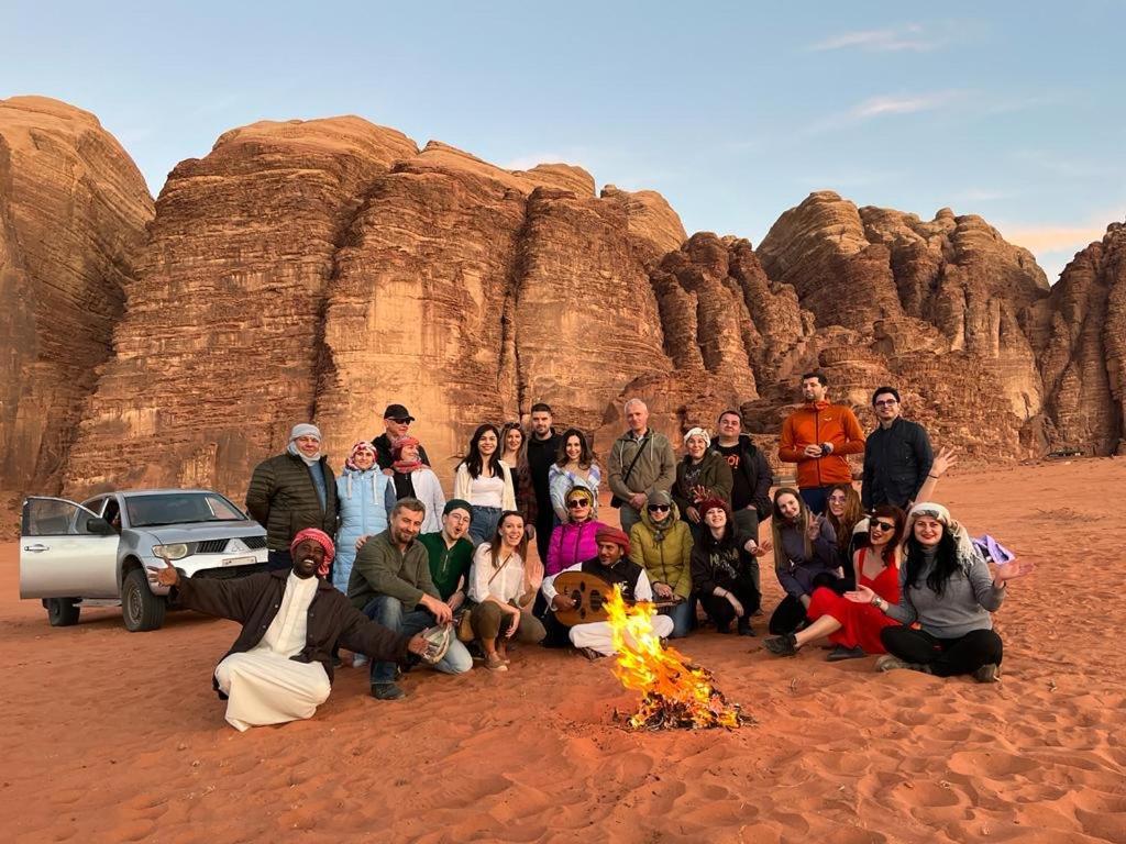 Wadi Rum Sky Tours & Camp Exteriér fotografie